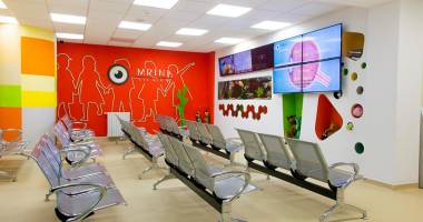 Stire din Sănătate : Primul aparat de depistare precoce a afecțiunilor oftalmologice la copii, la Mrini Eye Hospital