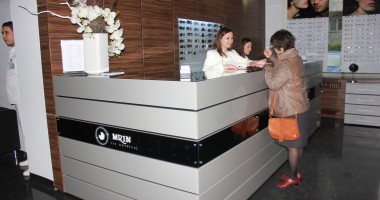 Stire din Sănătate : "Ajută un bătrân să vadă mai bine!"