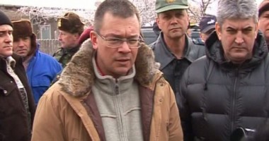 Stire din Politică-Administrație : Premierul avertizează că am putea avea COD ROȘU
