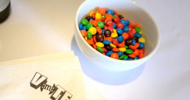 Stire din Actualitate : Suedia interzice comercializarea bomboanelor "m&m's"