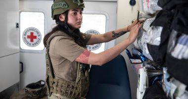 Stire din Actualitate : Femeile din Ucraina care au studii medicale trebuie să se înregistreze pentru serviciul militar