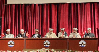 Stire din Cultură-Educație : Muftiul Muurat Iusuf, prezent la “Întâlnirea învățaților musulmani din Balcani”