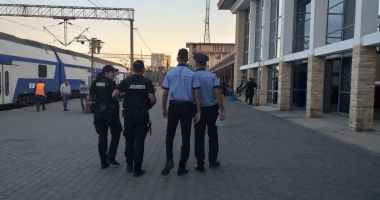 Stire din Eveniment : Polițiștii de la Transporturi Constanța, lăudați de o călătoare