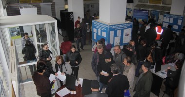 Stire din Social : ANOFM. Câte locuri de muncă sunt disponibile astăzi