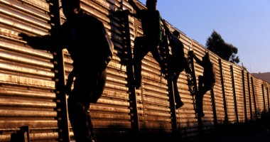 Stire din Social : Inspecția Muncii. Peste 360 de muncitori la negru, depistați în doar o săptămână