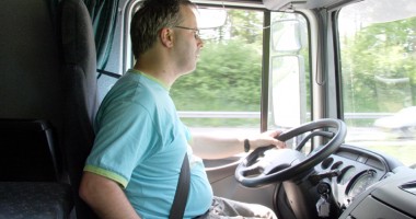 Stire din Social : Ce se mai găsește de muncă în străinătate