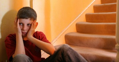 Stire din Social : Cresc cu dorul de mami și de tati în suflet!