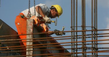 Stire din Social : Peste 400 locuri de muncă vacante în Spaţiul Economic European