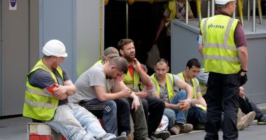 Stire din Social : Muncitorii de încredere, tot mai greu de găsit. Angajatorii din domeniul construcțiilor sunt dezamăgiți