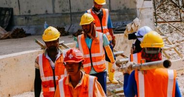 Stire din Economie : Muncitorii extracomunitari au adus la bugetul României circa 500 de milioane de euro