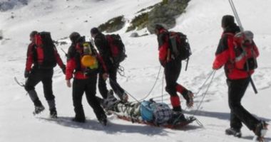 Stire din Actualitate : Zi dificilă pentru salvamonțiști. Au recuperat 19 oameni pierduți pe munte. 10 au ajuns la spital