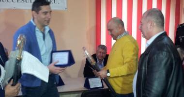 Edilul Valentin Saghiu a oferit plachete celor trei polițiști din Murfatlar care s-au pensionat - 2