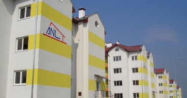 Stire din Politică-Administrație : Case noi pentru tinerii din Murfatlar. 24 de familii vor primi locuințe în blocurile ANL