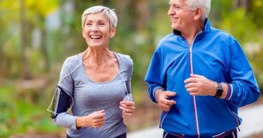 Stire din Sănătate : Exerciții care întăresc mușchii persoanelor vârstnice