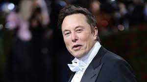 TatÄƒl lui Elon Musk face dezvÄƒluiri teribile. Cum a ucis trei hoÈ›i, Ã®n Africa de Sud