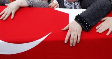 Stire din Eveniment : DRAMĂ în familia unui fost director de școală din CONSTANȚA. Nu a putut ajunge la înmormântarea mamei…