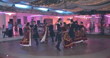 Galerie FOTO. Cum s-au distrat musulmanii în prima zi de Ramazan Bayram și ce invitați speciali au avut - 2