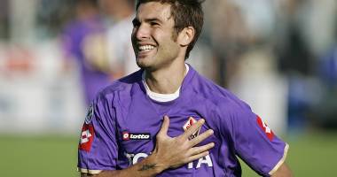 Stire din Sport : Fotbal / Adrian Mutu se va antrena de luni cu Fiorentina