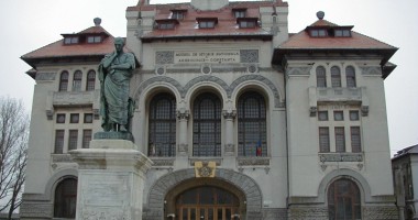 Stire din Cultură-Educație : Concert susținut de studenții de la "Ovidius"