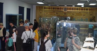 FOTO / Muzeul Marinei, asaltat de vizitatori - 2