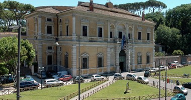 Stire din Actualitate : Jaf spectaculos la Muzeul Național Etrusc din Roma