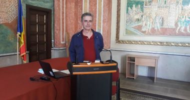 Cine îşi asumă riscul? „Muzeul de Istorie se poate vizita, dar cu mare atenţie!” - 2
