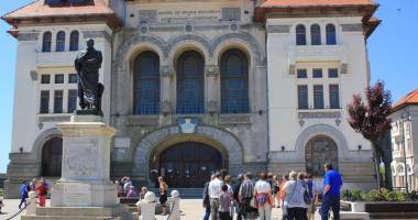 Stire din Cultură-Educație : Simbolurile culturii coreene, la Muzeul de Istorie