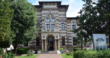 Muzeul de Artă Populară va intra în reparații. Fațadele degradate trebuie restaurate - 5