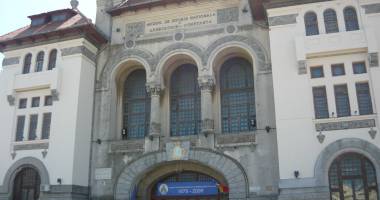 Stire din Cultură-Educație : Expoziție cu piese rare, urmată de licitație, la Muzeul de Istorie Constanța