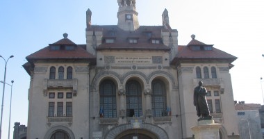 Stire din Economie : Se caută soluții de finanțare pentru reabilitarea monumentelor istorice din Constanța