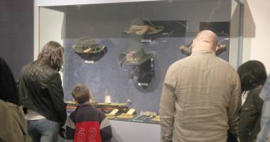 Ce comori neprețuite "ascunde" Muzeul Marinei Române - 4