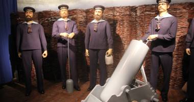 Ce comori neprețuite "ascunde" Muzeul Marinei Române - 6