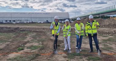 Stire din Sport : Nadia Comăneci, prezentă la startul construcției sălii din Otopeni care îi va purta numele