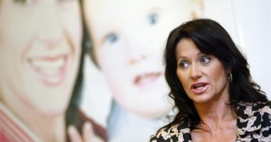 Stire din Sport : Nadia Comăneci nu vrea să-și vadă dosarul de la Securitate