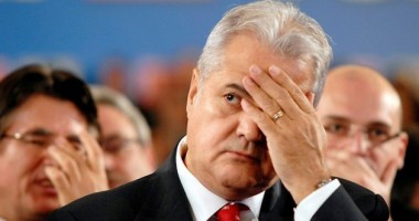 Stire din Politică-Administrație : Adrian Năstase, condamnat definitiv la doi ani de închisoare cu executare în "Trofeul calității"