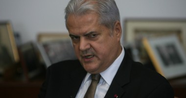 Stire din Politică-Administrație : Procesul lui Adrian Năstase a fost suspendat!