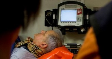 ADRIAN NĂSTASE, ÎN STARE GRAVĂ / GLONȚUL A RĂMAS ÎN GÂT - 2