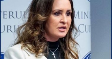 Stire din Cultură-Educație : Ministrul Culturii, la raport. Ce realizări are în șase luni de mandat
