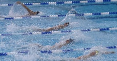 Stire din Sport : Natație: Record mondial la 4x100 m liber