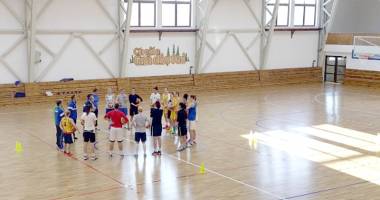 Stire din Sport : Tricolorele au dat startul pregătirii pentru Eurobasket 2015