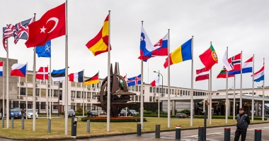 Stire din Actualitate : NATO se va alătura coaliției împotriva Statului Islamic