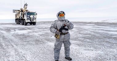 Stire din Actualitate : NATO îşi întăreşte prezenţa în Arctica, pentru a calma preocupările de securitate ale lui Trump