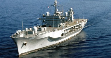 Stire din Economie : Nava amiral USS Mount Whitney ajunge în portul Constanța