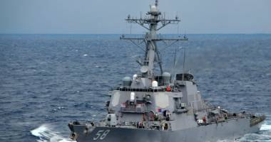 America trimite încă un distrugător în Marea Neagră