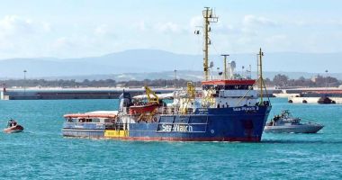 Stire din Actualitate : Nava Sea-Watch 3, blocată în Sicilia de către paza de coastă