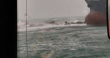 GALERIE FOTO Și marinarii salvatori au fost la datorie pe vremea potrivnică. Sar Artemis a intervenit pe mare - 4