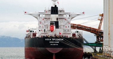 Stire din Economie : Incident de pilotaj la gura portului Constanța, cu o navă de 175.585 tdw