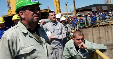 Stire din Economie : Șantierele navale din Mangalia  vor fi privatizate. Cine le cumpără?