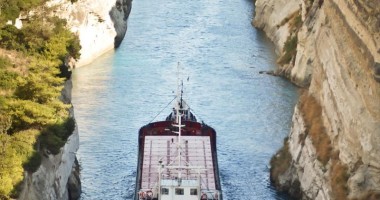 Stire din Economie : O navă care a plecat din portul Constanța s-a scufundat pe coasta Bulgariei