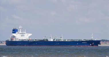 Stire din Economie : Un tanc petrolier în derivă, în Atlantic